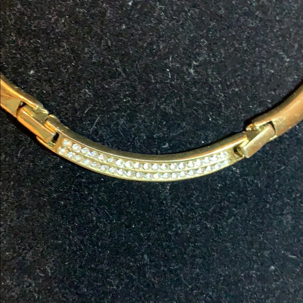 Gold Necklace with Rhinestones - Picture 2 of 5